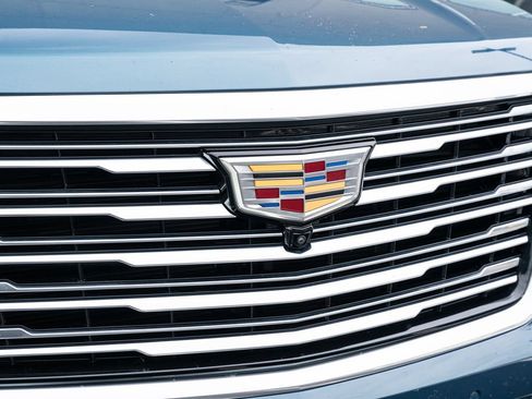 Used 2025 Cadillac Escalade Premium Luxury Platinum AWD/4WD image 6