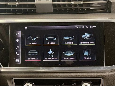 Used 2025 Audi Q3 2.0T Premium Plus image 12