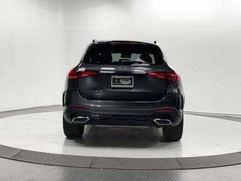 Used 2025 Mercedes-Benz GLC 350e 4MATIC w/ AMG Line image 30