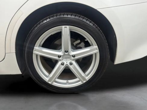 Used 2014 Lexus ES 350 w/ Luxury Package FWD image 29