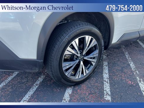 Used 2023 Nissan Rogue SV FWD image 33