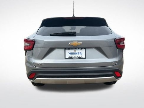 New 2026 Chevrolet Trax LT w/ LT Convenience Package image 4