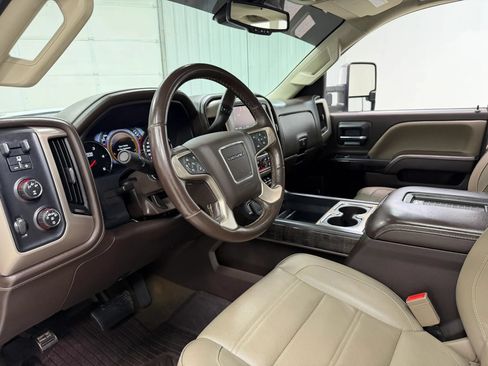 Used 2016 GMC Sierra 3500 Denali w/ Duramax Plus Package AWD/4WD image 12