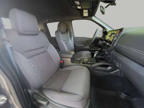 New 2026 Nissan Frontier SV w/ SV Convenience Package AWD/4WD image 9
