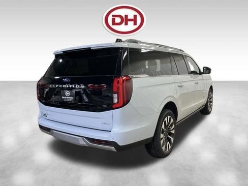 New 2026 Ford Expedition Max Platinum image 11