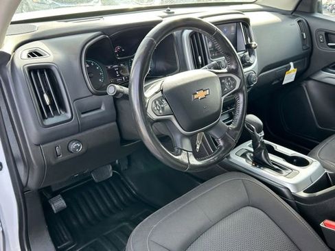 Certified 2022 Chevrolet Colorado LT w/ Fleet Safety Package image 17
