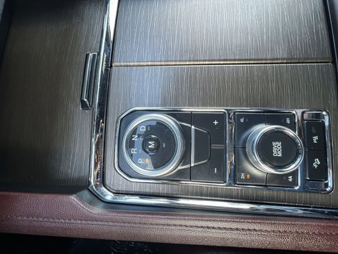 Used 2023 Ford Expedition Max Limited image 22