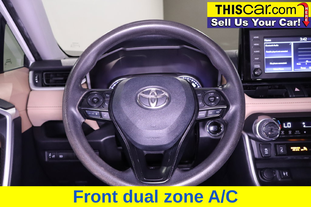 Used 2019 Toyota RAV4 XLE FWD image 18