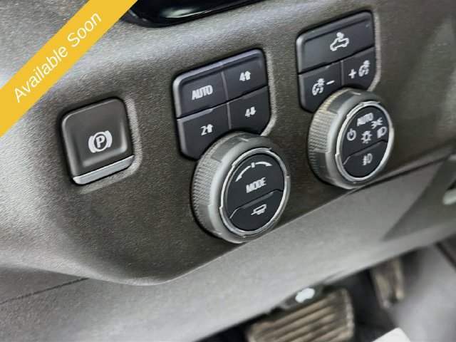 Used 2023 Chevrolet Silverado 1500 RST w/ Z71 Off-Road Package AWD/4WD image 10