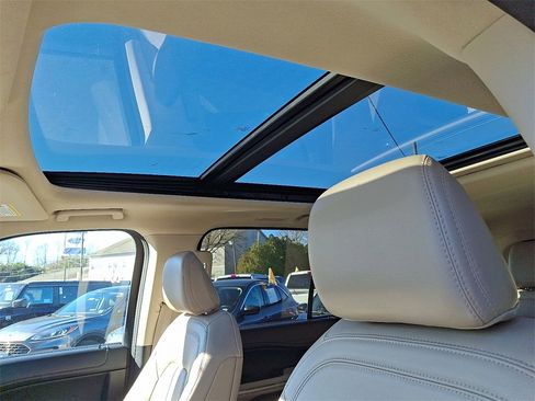 Certified 2023 Ford Expedition Limited image 15