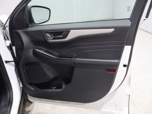 Used 2022 Ford Escape S AWD/4WD image 23