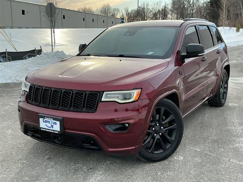 Used 2017 Jeep Grand Cherokee Overland w/ Jeep Active Safety Group image 2