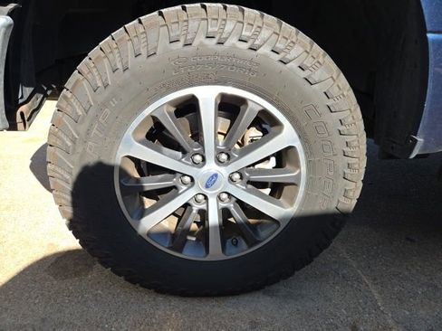 Used 2018 Ford F150 XL w/ Equipment Group 101A Mid image 4