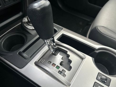 Used 2019 Toyota 4Runner SR5 Premium image 16