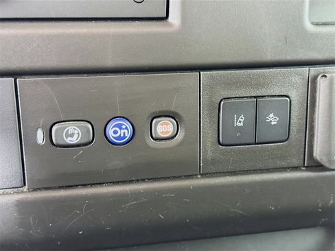 Used 2021 Chevrolet Express 3500 w/ Driver Convenience Package image 12