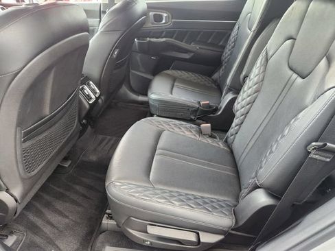 Used 2022 Kia Sorento SX Prestige AWD/4WD image 25
