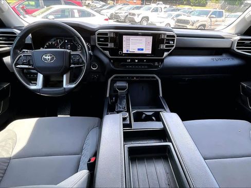 Used 2023 Toyota Tundra SR5 w/ SR5 Convenience Package AWD/4WD image 15