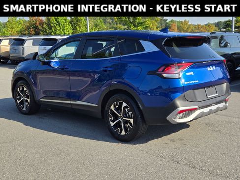 Used 2023 Kia Sportage EX FWD image 5