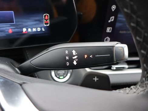 New 2026 Chevrolet Equinox LT image 9