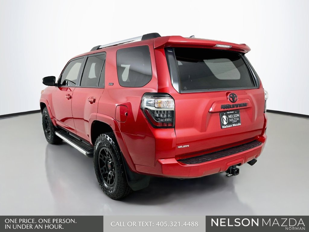 Used 2021 Toyota 4Runner SR5 Premium w/ Moonroof Package AWD/4WD image 8