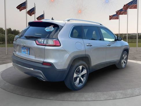 Used 2019 Jeep Cherokee Limited AWD/4WD image 7