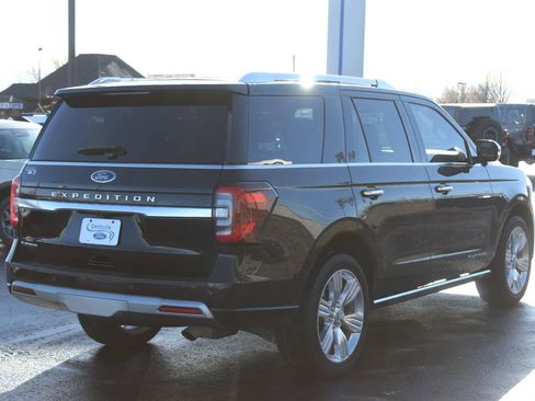 Used 2023 Ford Expedition Platinum image 7