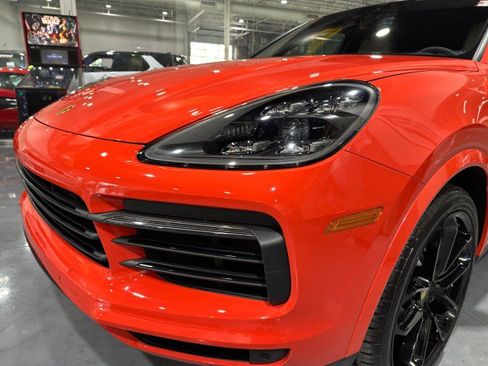 Used 2021 Porsche Cayenne Coupe AWD/4WD image 19