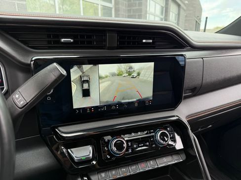 Used 2024 GMC Sierra 3500 AT4 w/ AT4 Premium Plus Package image 40