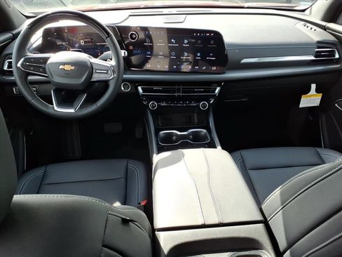 New 2026 Chevrolet Traverse LT w/ Enhanced Driving Package FWD image 20