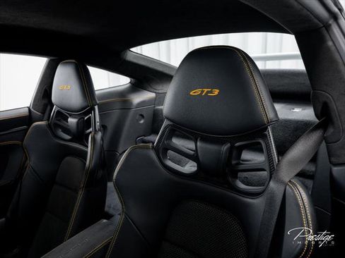 Used 2022 Porsche 911 GT3 RWD image 25