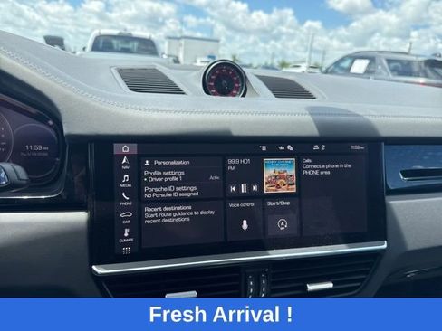 Used 2021 Porsche Cayenne GTS AWD/4WD image 5