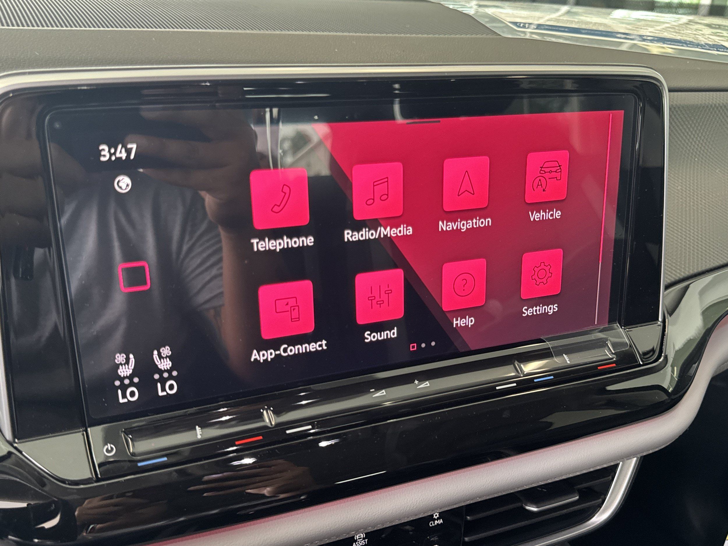 New 2026 Volkswagen Atlas Peak Edition AWD/4WD image 26