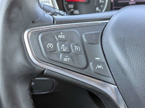Used 2024 Chevrolet Equinox LT FWD image 23