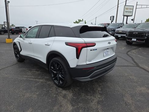 Certified 2025 Chevrolet Blazer EV LT AWD/4WD image 6