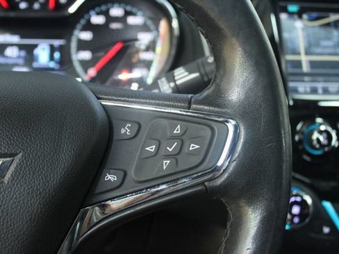 Used 2018 Chevrolet Cruze Premier w/ Premier True North Edition FWD image 16