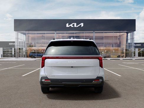 New 2026 Kia Carnival SX w/ SX Dark Edition Package FWD image 5
