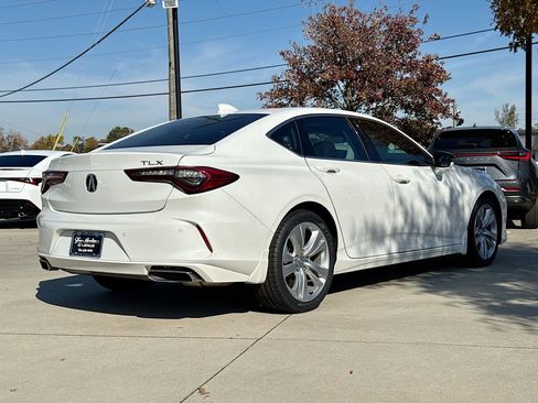 Used 2023 Acura TLX w/ Technology Package image 6