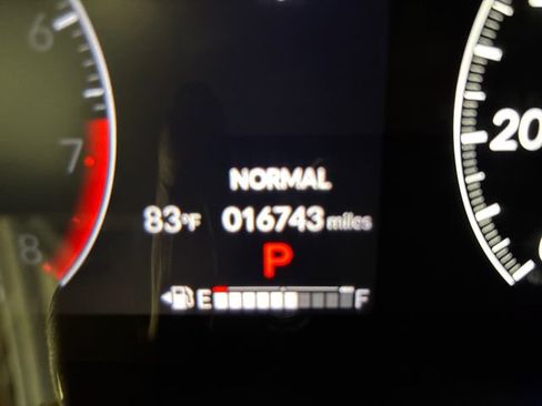Used 2024 Honda HR-V Sport image 18