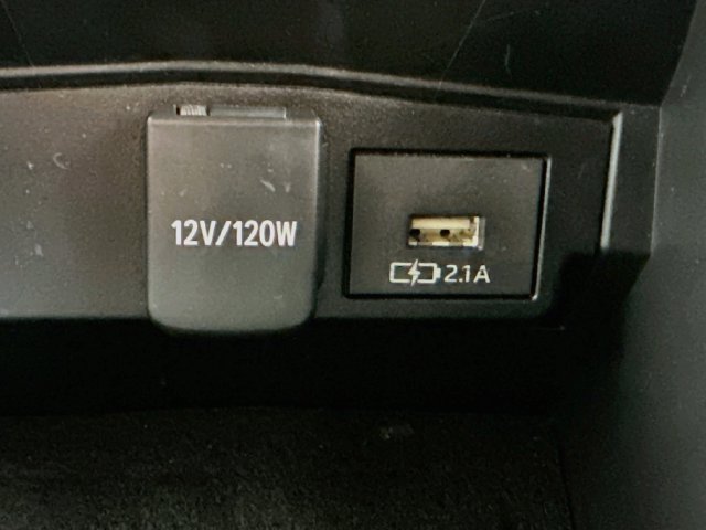 Used 2020 Toyota Corolla SE FWD image 17