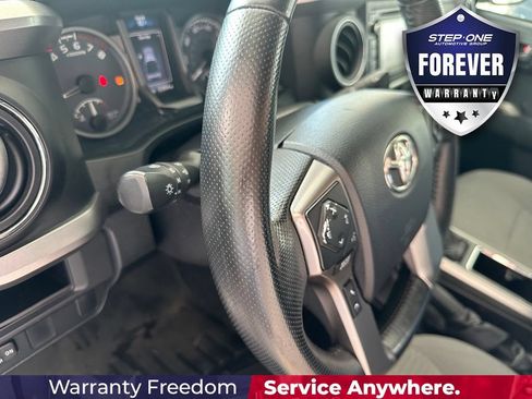 Used 2016 Toyota Tacoma SR5 w/ Towing Package RWD image 18