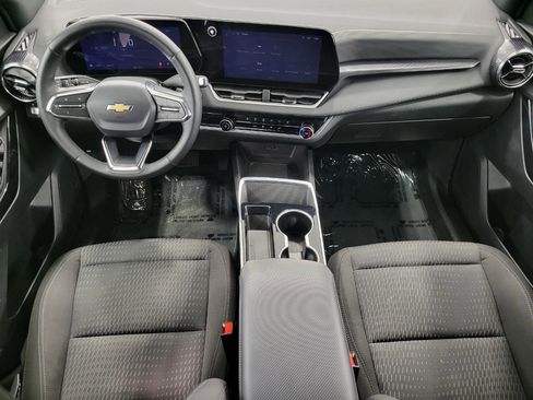 Used 2025 Chevrolet Equinox LT AWD/4WD image 6