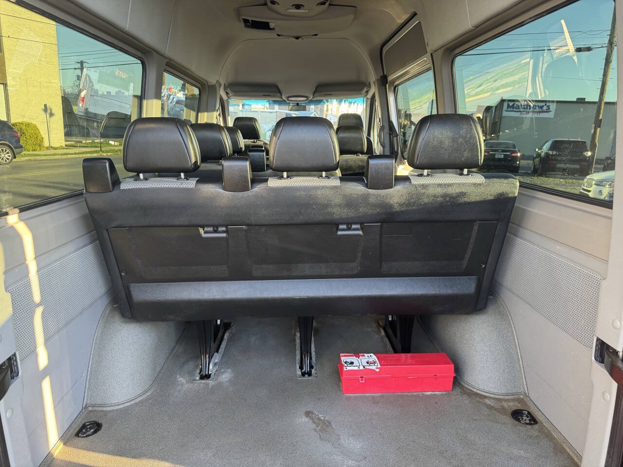 Used 2007 Dodge Sprinter 2500 w/ Cooling Group RWD image 22
