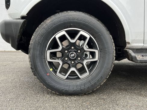 New 2026 Ford Bronco Outer Banks AWD/4WD image 12