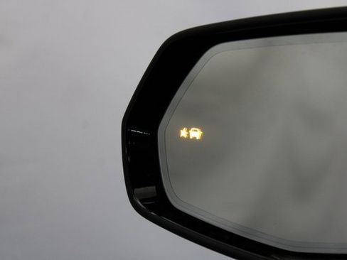 Certified 2024 Cadillac XT6 Sport w/ Technology Package image 30