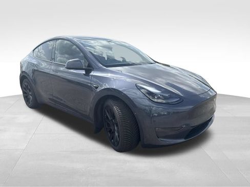 Used 2023 Tesla Model Y Long Range AWD/4WD image 7