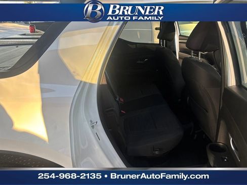 Used 2022 Hyundai Santa Cruz SEL Premium w/ Cargo Package image 18