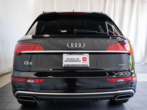 Used 2023 Audi Q5 2.0T Premium w/ Convenience Package AWD/4WD image 5