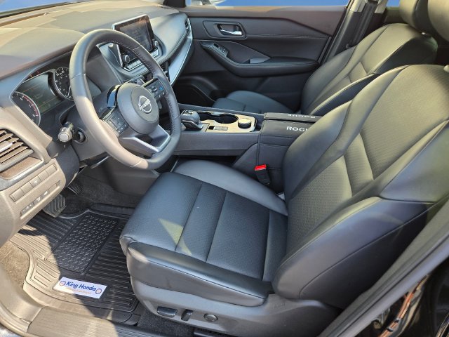 Used 2023 Nissan Rogue SV w/ SV Premium B Package AWD/4WD image 15