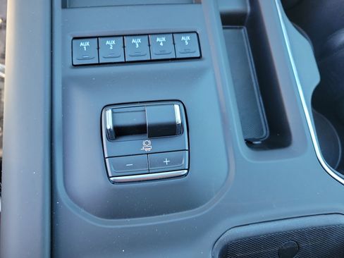New 2026 GMC Sierra 2500 Denali Ultimate AWD/4WD image 31