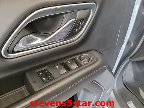 Used 2021 Chevrolet Tahoe Z71 w/ Luxury Package image 12